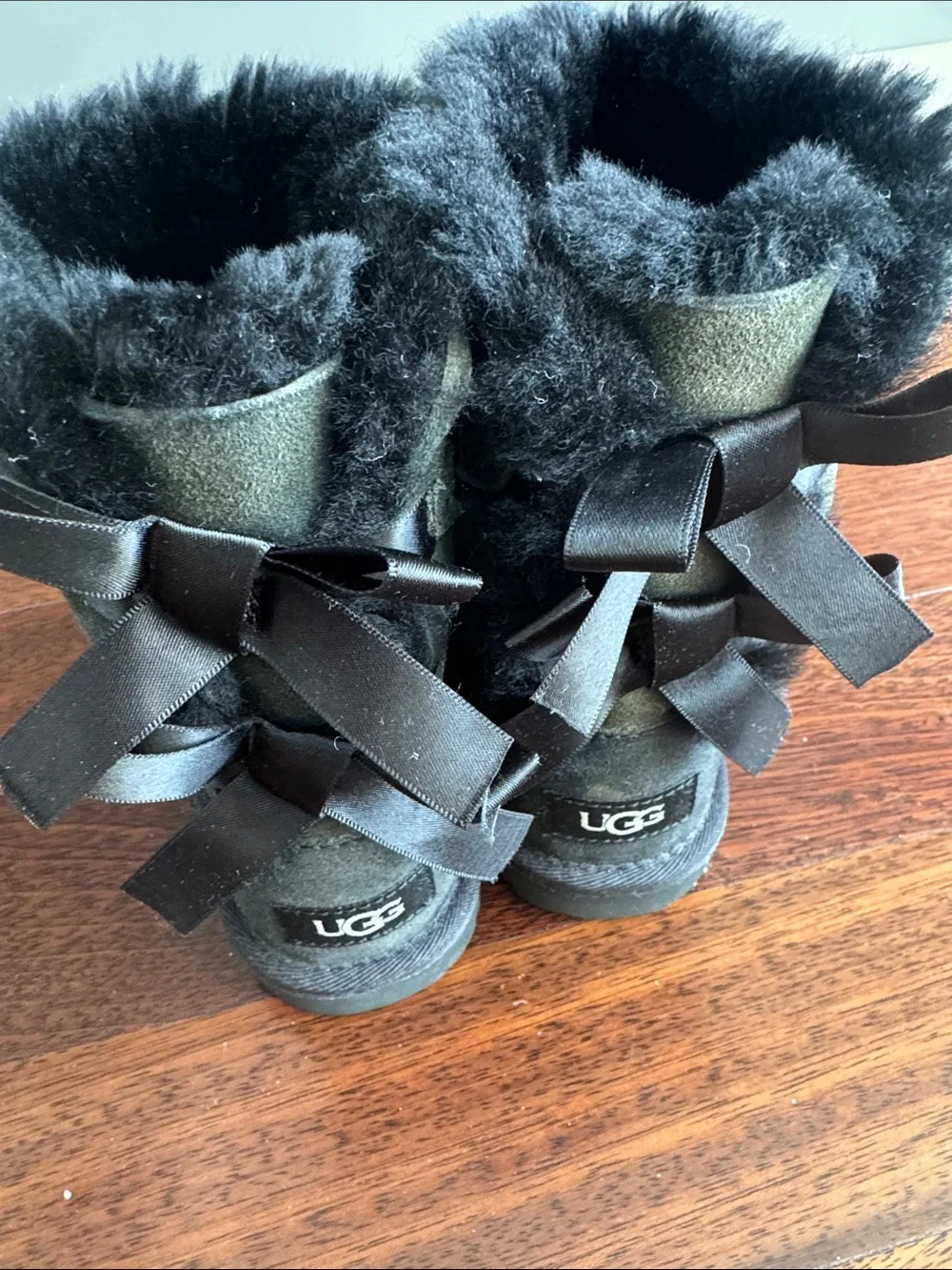 UGG Kids Black Suede Fleece-Lined Boots